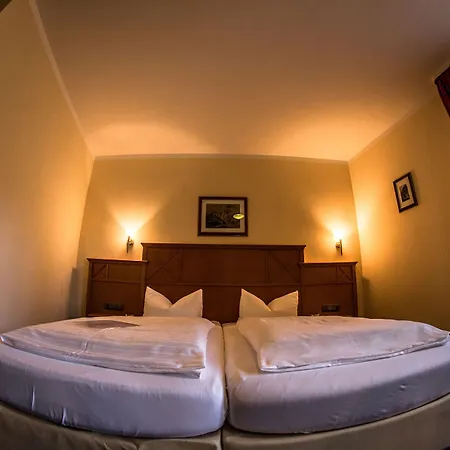 Hotel Blaue Ecke 3*