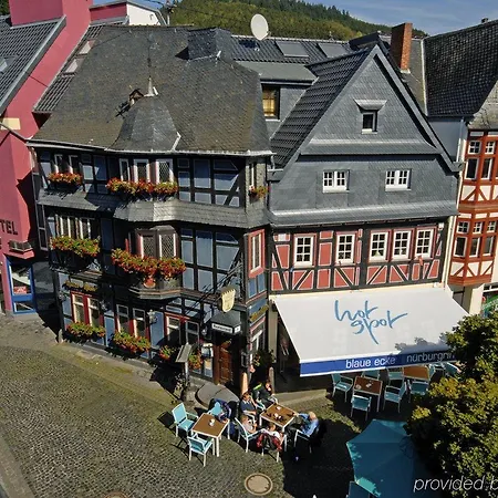 Blaue Ecke 3*