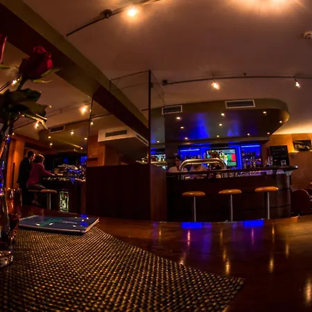 מלון Blaue Ecke אדנאו