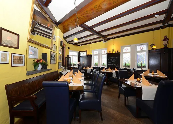 Blaue Ecke 3* אדנאו