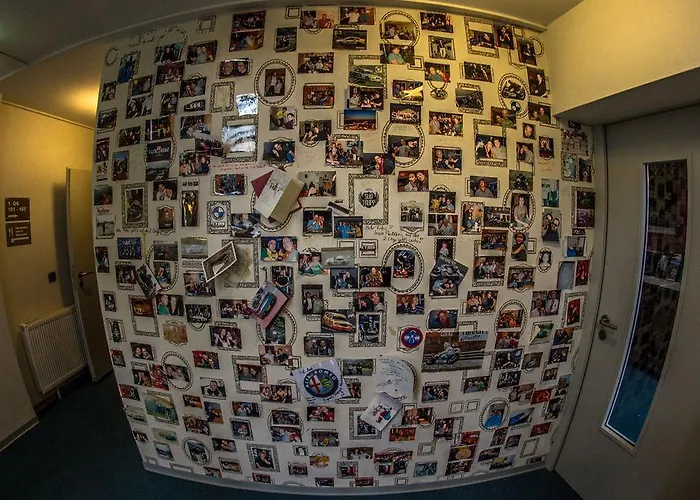 Blaue Ecke 3* אדנאו