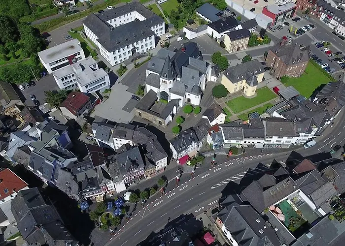 Blaue Ecke מלון 3*